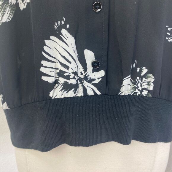 Cabi Black White Floral Chiffon Tank Top Small Button Front Resort Travel Boho - Picture 5 of 10